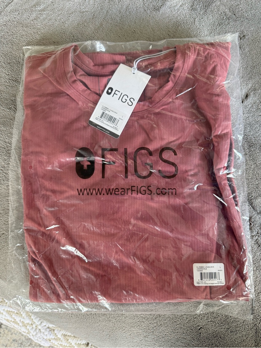 FIGS Women’s Rose Long-Sleeve Tee